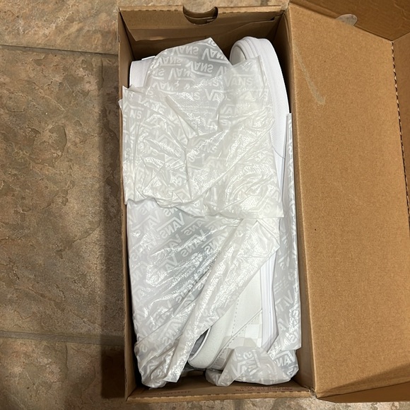 White checkerboard vans - Picture 2 of 6